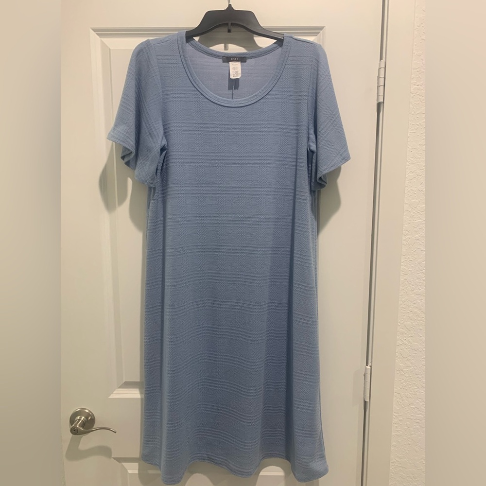 Gyft Light Blue-Grey Midi Dress sz M